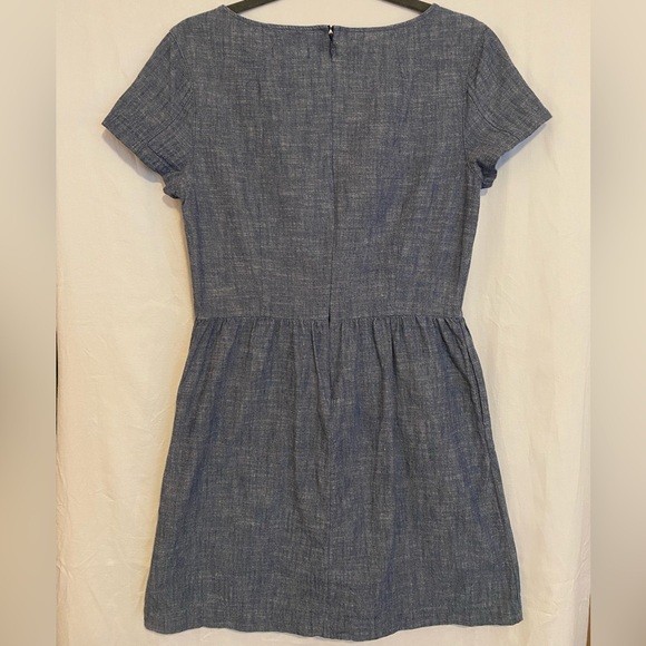 Light Blue Chambray Gap Short Sleeve Dress - Picture 2 of 6